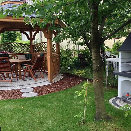 Pod Modrzewiem * 슈차이르크