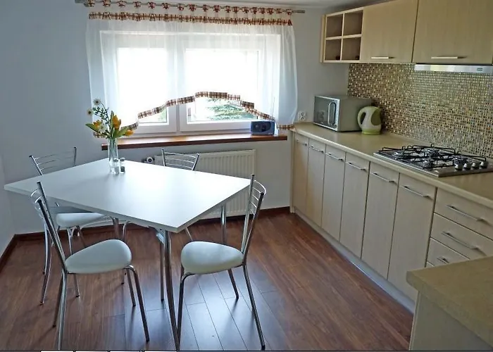 דירה Pod Modrzewiem שצ'צ'ירק